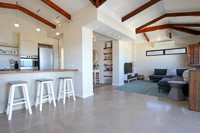 4 Bedroom Property for Sale in Bakoven Western Cape